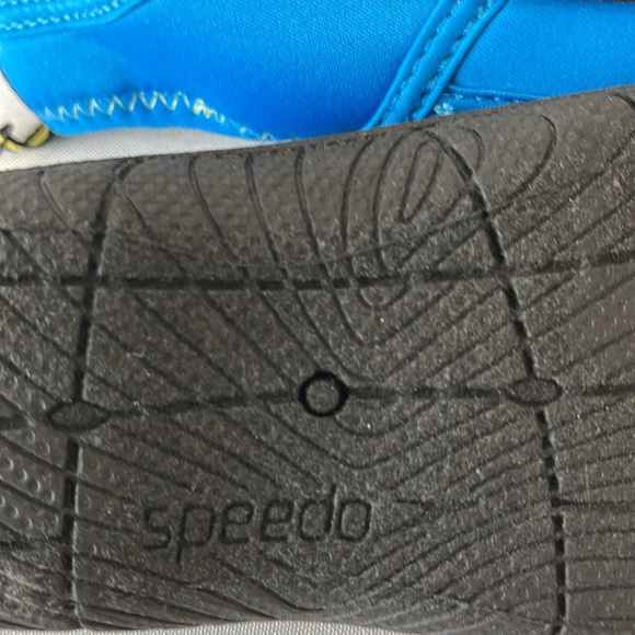 Little boys Speedo water shoes - Picture 5 of 11